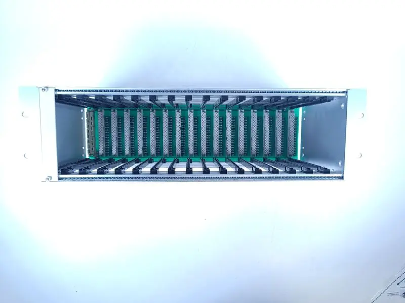 Dräger Draeger Gas Detection Part No: 4205700 BRZL-0033-360A1 Slot Rack Neuwertig