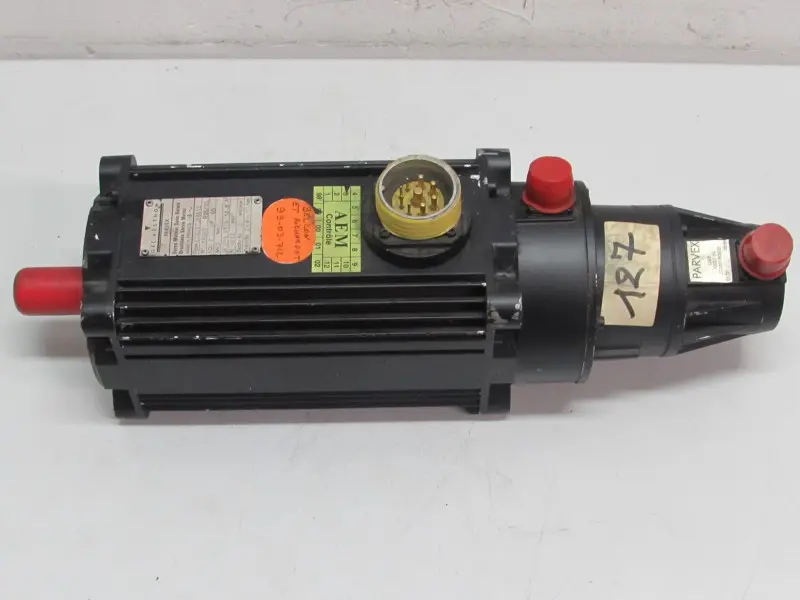 Produktfoto 1 von GEC Alsthom Parvex Servo Motor LC620TJR0615 max 4300 280V 10,8A Top Zustand