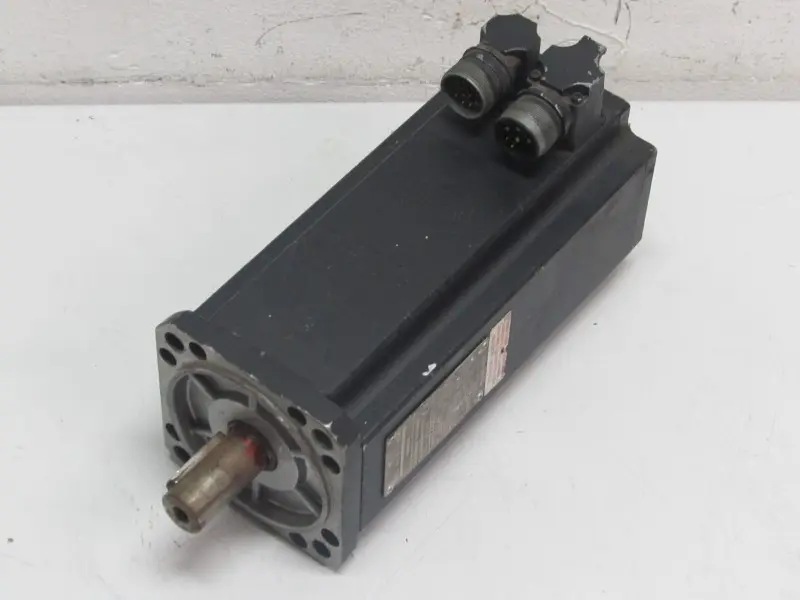 Produktfoto 1 von GEC Alsthom Parvex Servo Motor LX440CLR7000-Z max 2100 6,99A Top Zustand