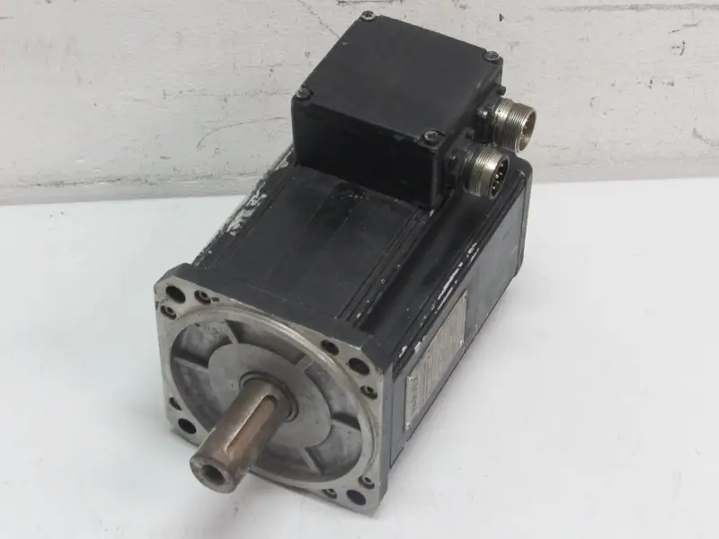 Produktfoto 1 von Parvex Servo Motor HS620EVR7000 max 4300 6,92A