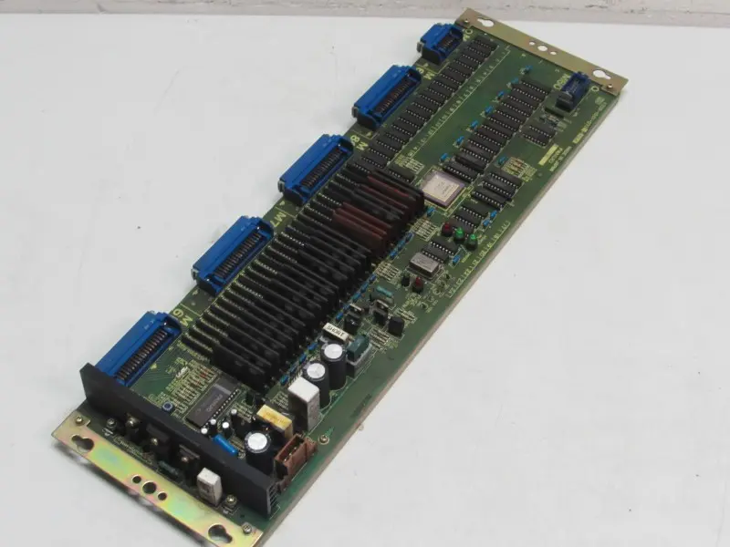 Produktfoto 1 von Fanuc A20B-1001-0731 /02A Erweiterungskarte Top Zustand