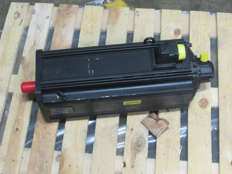 Produktfoto 1 von Rexroth Indramat Servomotor MDD112D-N-030-N2L-130GB3 unbenutzt