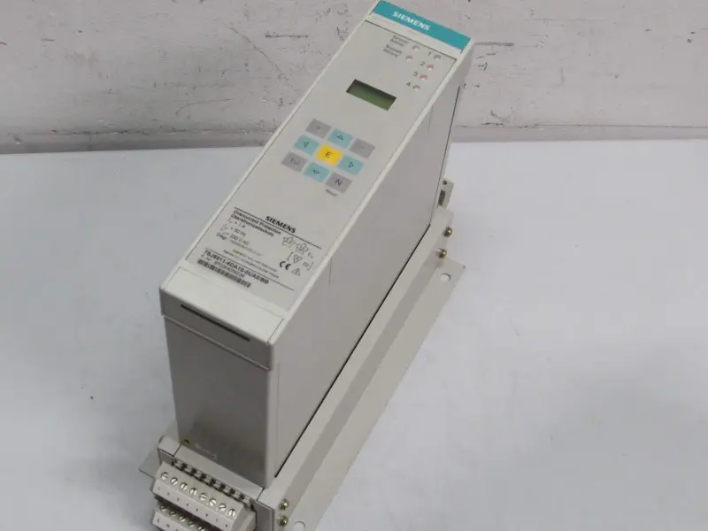 Produktfoto 1 von Siemens Overcurrent Protection 7SJ6011-6DA10-0UA0/BB Überstromzeitschutz