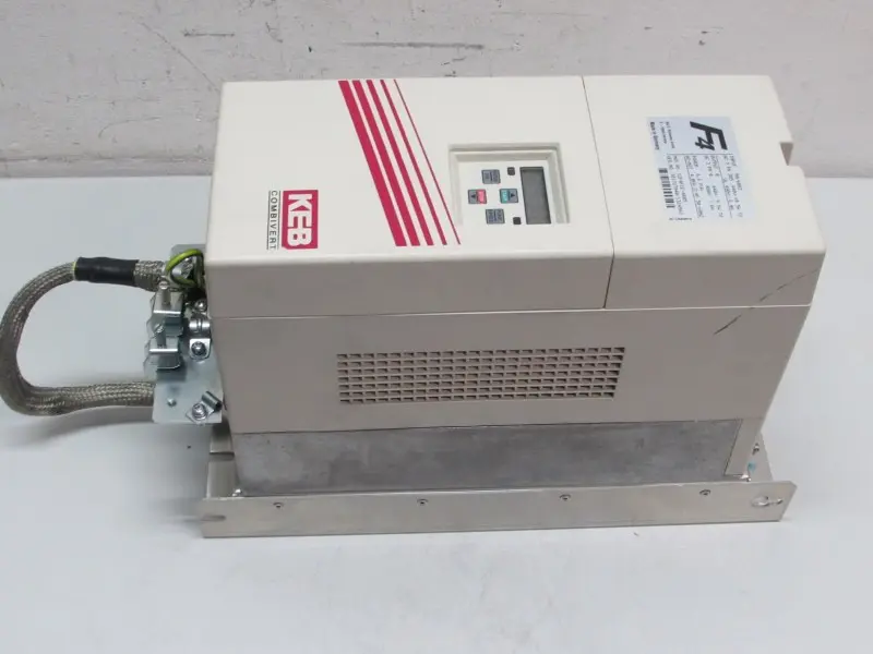 Produktfoto 1 von KEB F4 12F4F1E-4R05 4,0kW 400V 7,6A 12.F4.F1E-4R05 Top Zustand