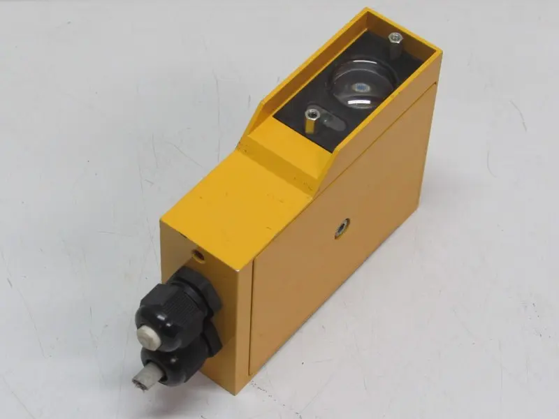 Produktfoto 1 von Leuze electronic Lichtschranke SLS 78/2 SE-24V Top Zustand