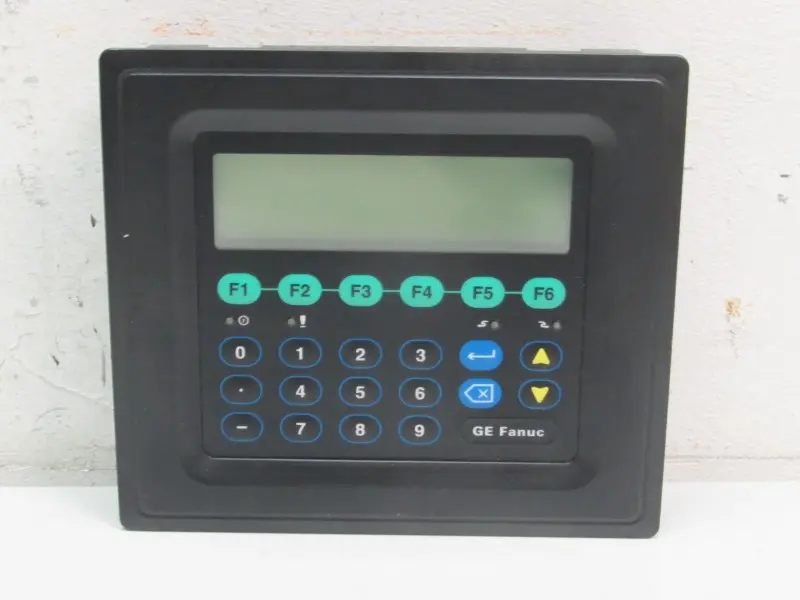 Produktfoto 1 von GE FANUC DATAPANEL 150 IC752DFT000-FF Top Zustand