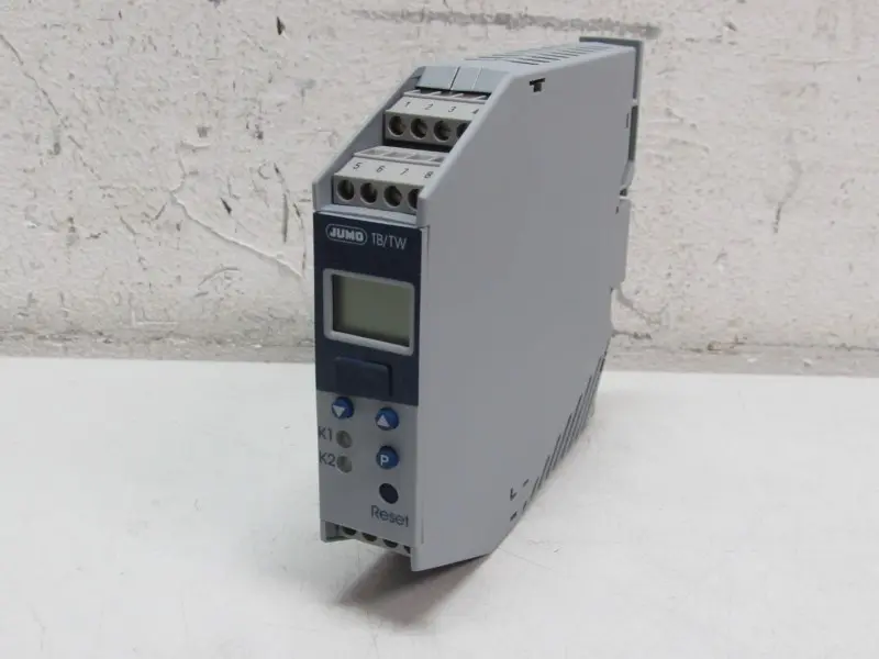 Produktfoto 1 von Jumo 701140/9999-999-22 Temperaturregler Wächter 230VAC 3A 00481481 Unbenutzt