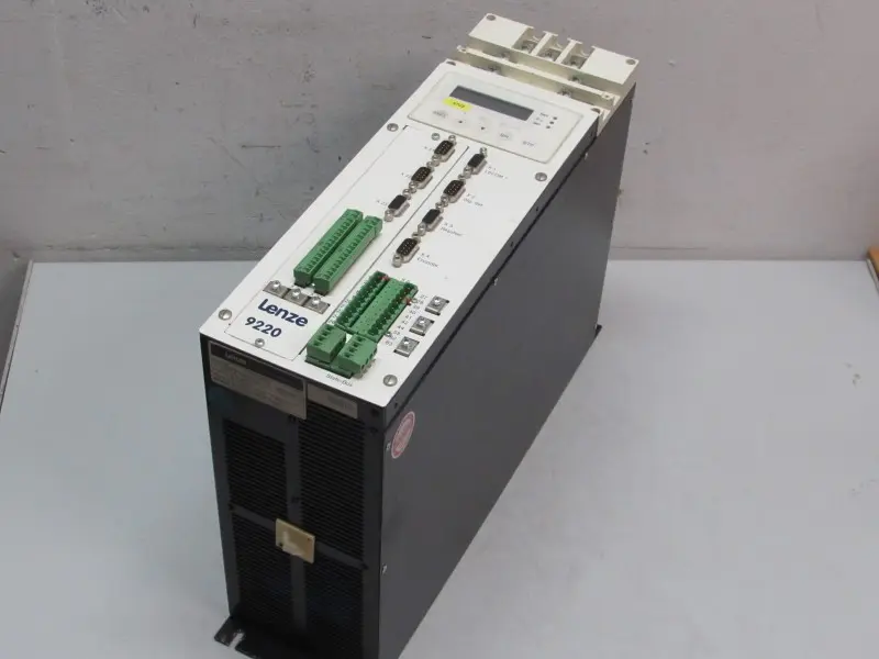 Produktfoto 1 von Lenze 9220 Servo Drive 9223_E.V002 400 V 5,5 A 9223