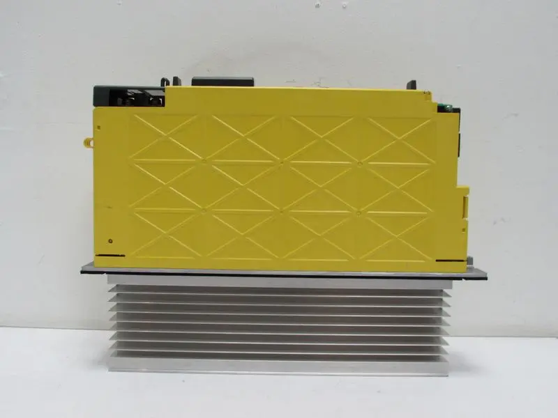 Produktfoto 1 von Fanuc Servo Amplifier Module A06B-6124-H205 Version B 3,4 kW NEUWERTIG