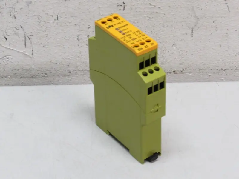 Produktfoto 1 von PILZ P1HZ X1 24VDC 2n/o Ö ID No.:774360 TESTED & TOP ZUSTAND