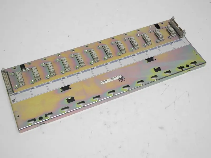 Produktfoto 1 von Philips P8 Compact Line Rack Rail BBP 102 Typ: 9465 817 52001