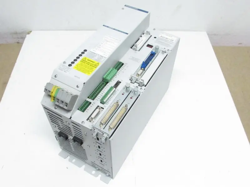 Produktfoto 1 von Indramat Servo Controller DKS01.1-W100A-DL02-00 DKS01.1-W100A-D