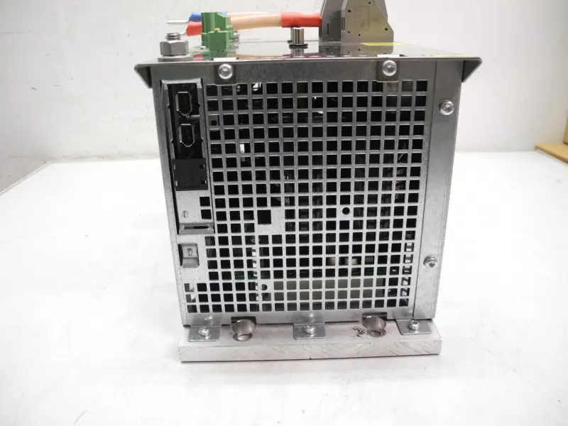 Produktfoto 1 von AMK KE 40 Amkasyn 40kW 24VDC 400V KE40 47159-1326 Vers. 03.23 NEUWERTIG
