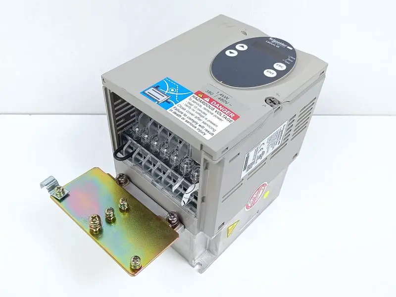 Produktfoto 1 von Schneider Electric Telemecanique Lexium 05 LXM05BD14N4 TESTED & TOP ZUSTAND