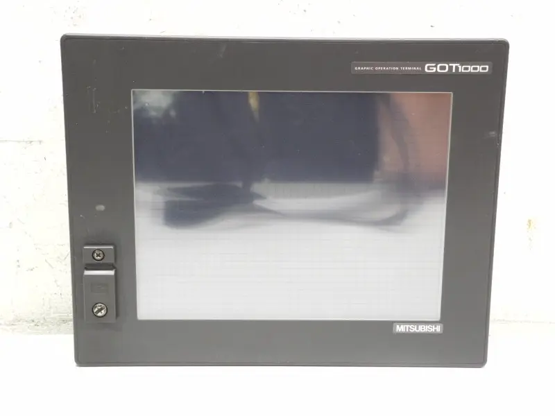 Produktfoto 1 von Mitsubishi Graphic Operation Terminal Toucpanel GT1562-VNBA neuwertig