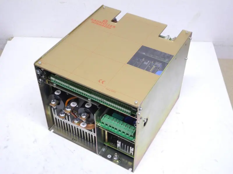 Produktfoto 1 von Baumüller BKF12/030/400-604000003 DC Drive Stromrichtgerät 400V 30A Unbenutzt