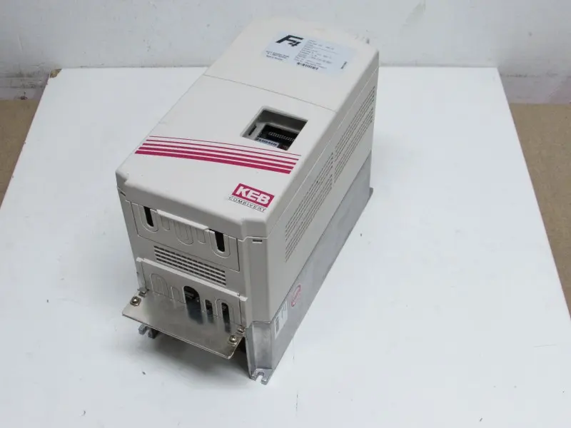 Produktfoto 1 von KEB F4 14F4C1G-M481 420-720DC 11kVA 16,5A 7,5kW 14.F4.C1G-M481 tested
