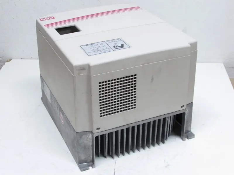 Produktfoto 1 von KEB F4 Combivert 18.F4.C0H-4L11/2.2 400V AC 35kVA 22kW 18F4C0H-4L11/2.2 tested
