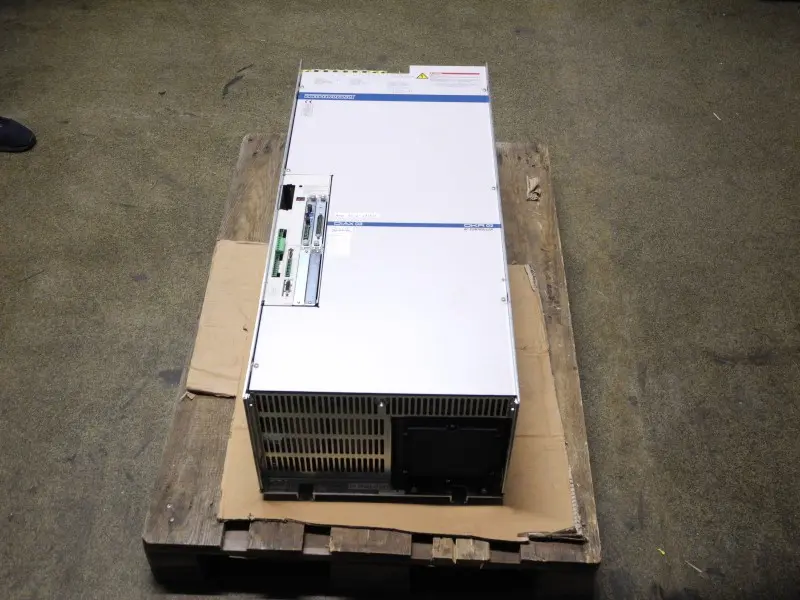 Produktfoto 1 von Indramat Rexroth DKR02.1-W300B-BE23-01-FW DEA04 DSS02.1M Top Zustand