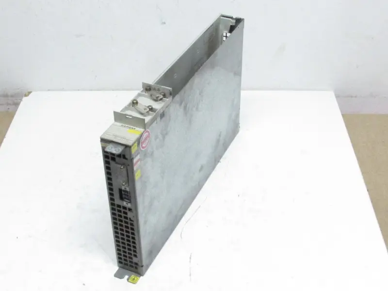 Produktfoto 1 von Siemens Simodrive VSA Modul 7,5/15A 6SN1130-1AA12-0AA0 Version A TESTED