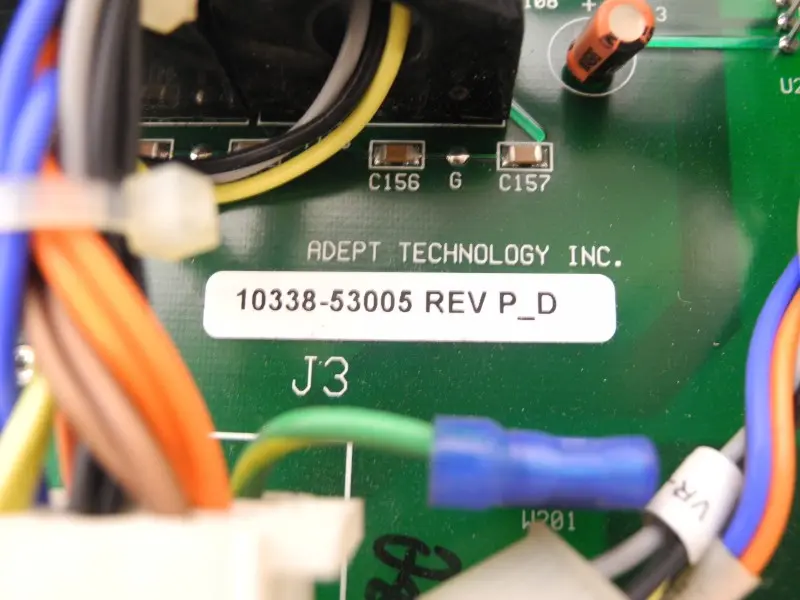 Produktfoto 1 von ADEPT Technology Dual C AMP Power Control Modul 10338-53005 REV P_D Top Zustand