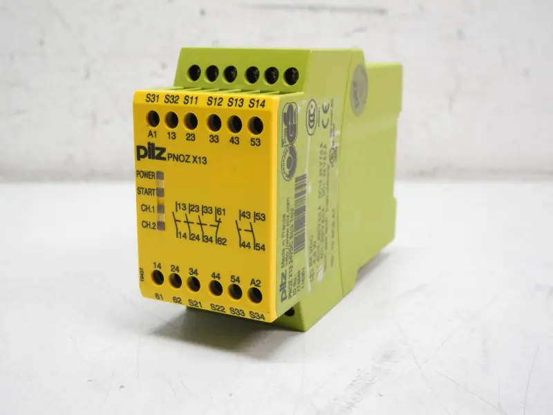Produktfoto 1 von Pilz PNOZ X13 Not-Aus-Schaltgerät 24VDC 774549 TOP ZUSTAND & TESTED