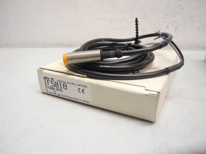 Produktfoto 1 von IFM efector induktiver Näherungsschalter IF5018 IFK3004-BPOG Unbenutzt OVP