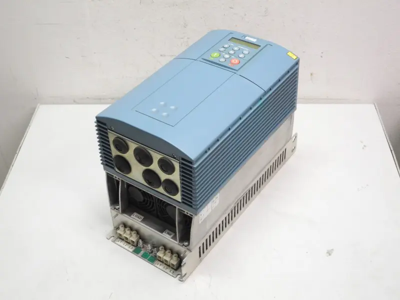 Produktfoto 1 von Eurotherm Drives 605C/0075/500/0011/UK/0/0/B0/0/0 Frequenzumrichter 500V 7,5kw
