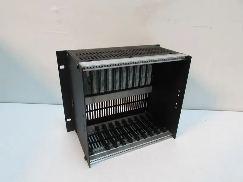 Produktfoto 1 von B&R Rack 8 SLOT MDR085-0 MB10/1 NEUWERTIG