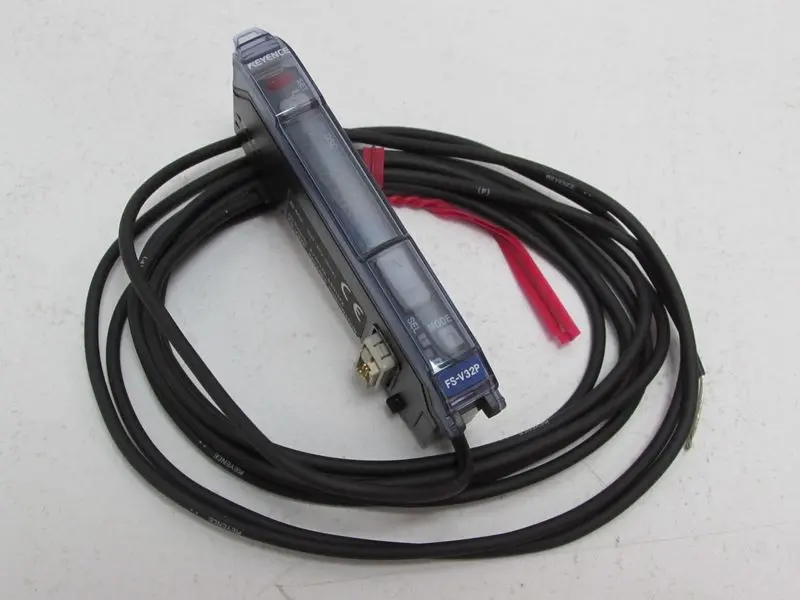 Produktfoto 1 von KEYENCE FS-V32P Digital Fiber Sensor UNUSED