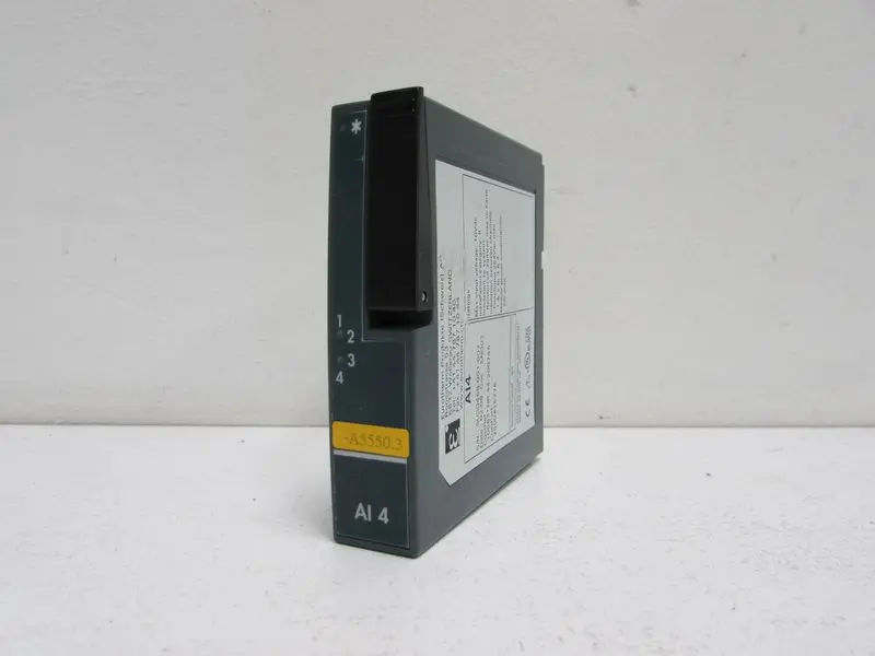 Produktfoto 1 von EUROTHERM AI4 Analog Modul  Top Zustand