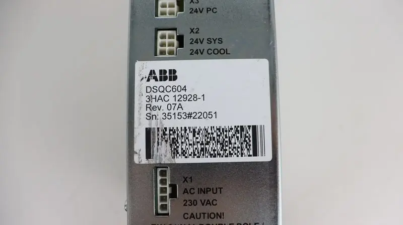 Produktfoto 1 von ABB DSQC604 3HAC 12928-1 Powerbox Rev. 07 DSQC 604 3HAC 12928-1 TOP ZUSTAND