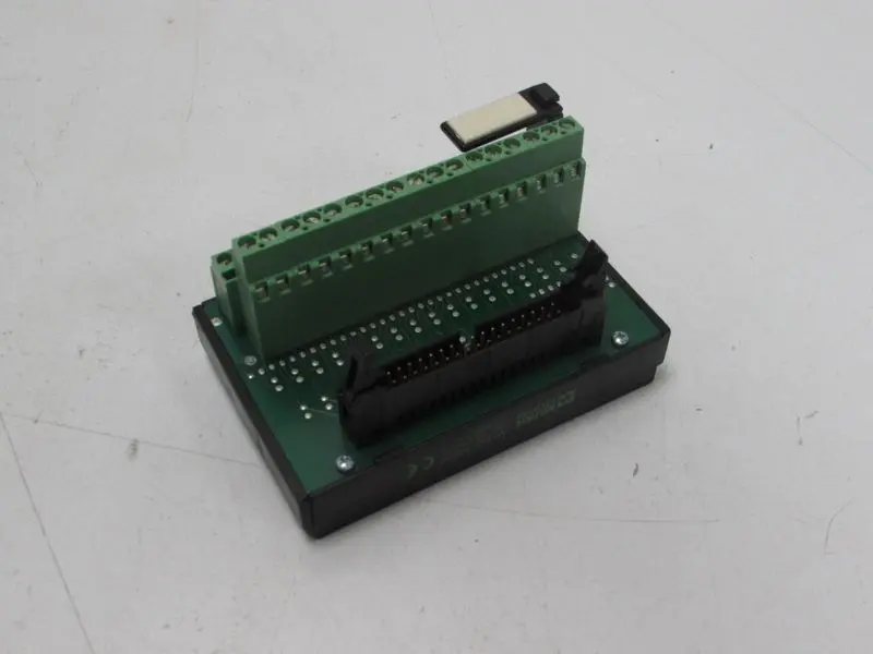 Produktfoto 1 von Murr Elektronik 54204 Übergabebaustein Top Zustand