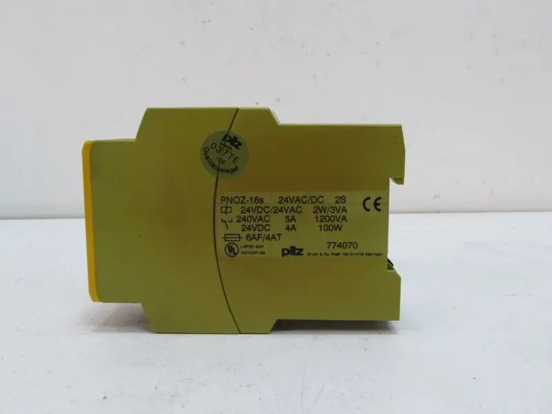 Produktfoto 1 von PILZ PNOZ-16s 24VAC/DC 2S 774070