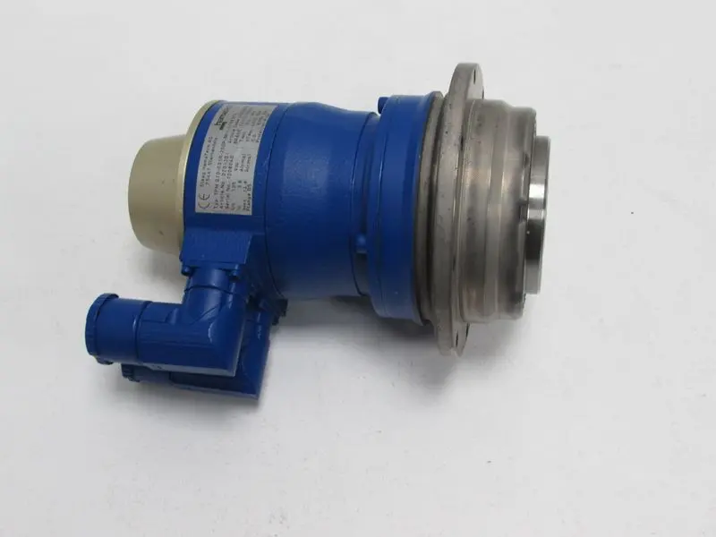 Produktfoto 1 von Steag Hamatech Servo Motor TPM 010-031R-200P-BP1-015IF076 0201201 NEUWERTIG
