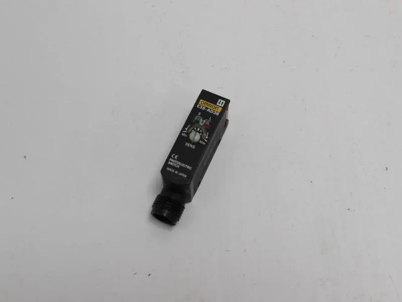 Produktfoto 1 von Omron E3S-AD38 Photoelektronischer Sensor TOP ZUSTAND