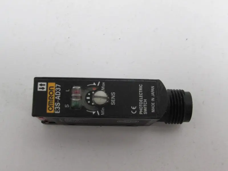 Produktfoto 1 von Omron E3S-AD37 Photoelektronischer Sensor Top Zustand