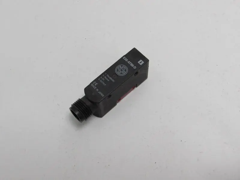 Produktfoto 1 von Omron E3S-AT86-D Photoelektronischer Sensor Top Zustand