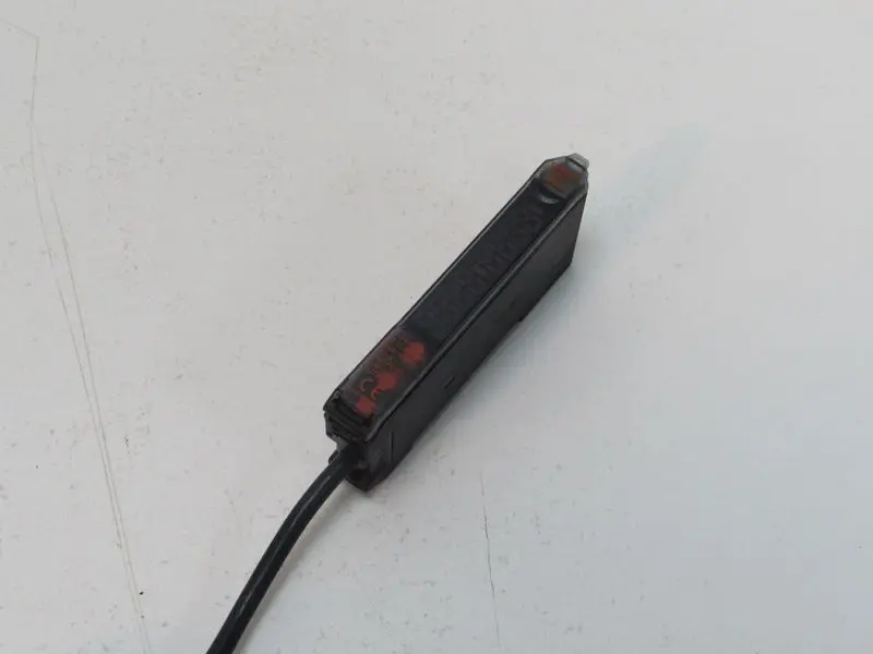 Produktfoto 1 von Omron E3X-MDA41 Photoelektrischer Schalter