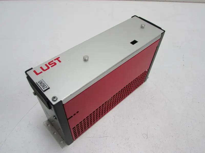Produktfoto 1 von Lust Antriebstechnik VF1204S S40 G19 FB V121.3 230V 0,75kw tested Top Zustand