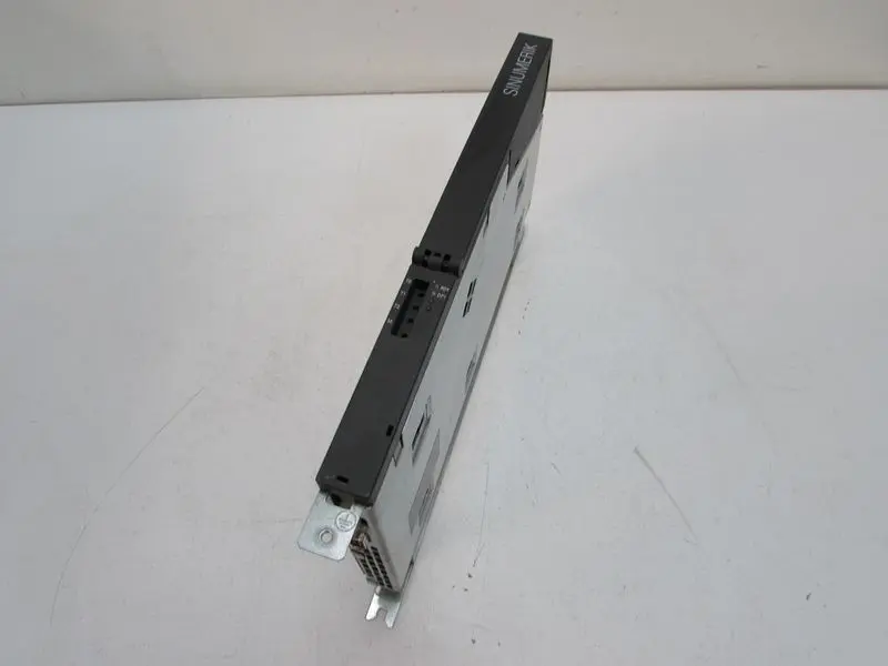 Produktfoto 1 von Siemens Numerical Extens. NX10 6SL3040-0NC00-0AA0 FS: D Top Zustand