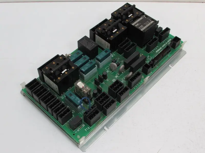 Produktfoto 1 von Fanuc A16B-1213-0120/03B A16B-1213-0120 /03B Top Zustand