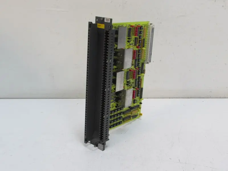 Produktfoto 1 von AEG DAP 102M 6051-042.244602 16/16digtl/O 24VDC2A PDS TOP ZUSTAND