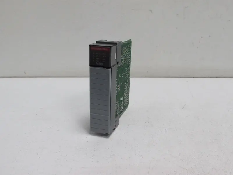 Produktfoto 1 von Allen Bradley SLC 500 1747-KE DH485/RS232C Interface Module SER.C Top Zustand