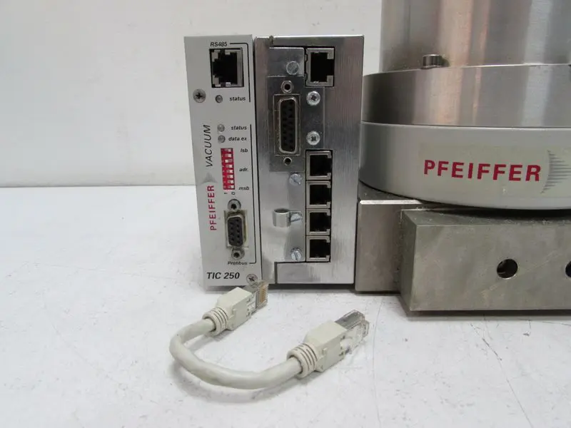 Produktfoto 1 von Pfeiffer Vacuum Turbo Pumpe TMH 261 PM P02 820 A + TIC 250 PM 051 257 -T