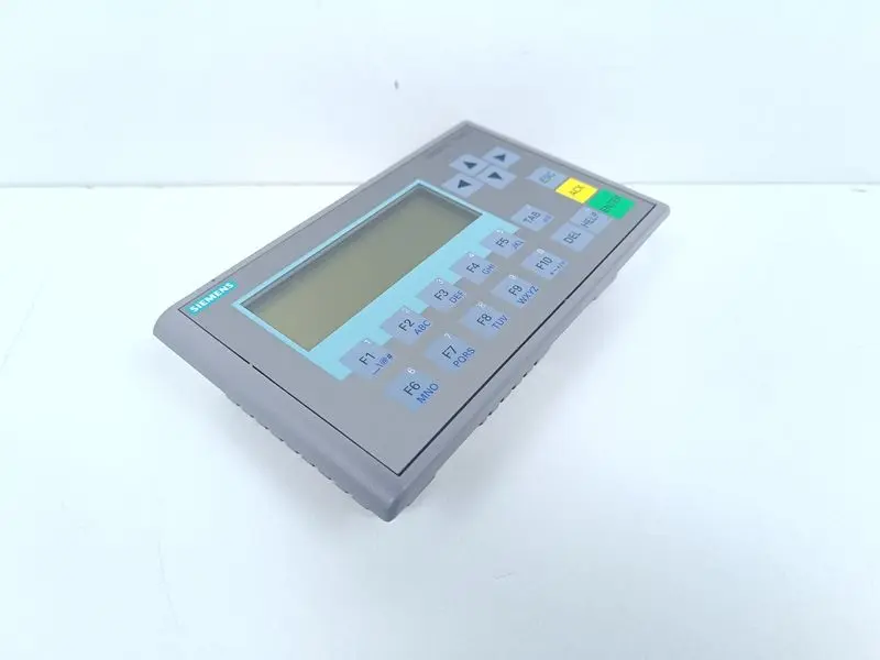 Produktfoto 1 von Siemens Basic Panel KP300 6AV6 647-0AH11-3AX0  E-STAND:06 TESTED TOP ZUSTAND
