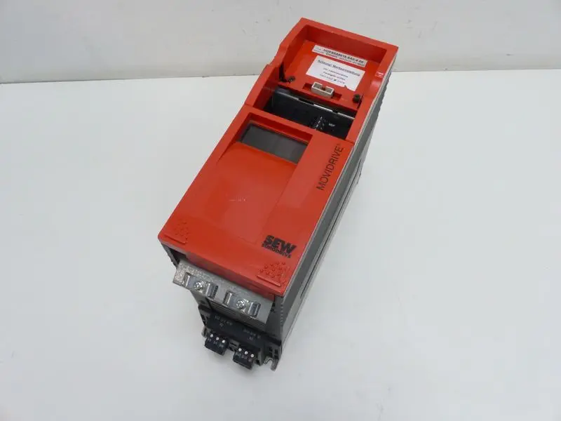 Produktfoto 1 von SEW Eurodrive MDF60A0015-5A3-4-00 Frequenzumrichter + MDF Karte Tested