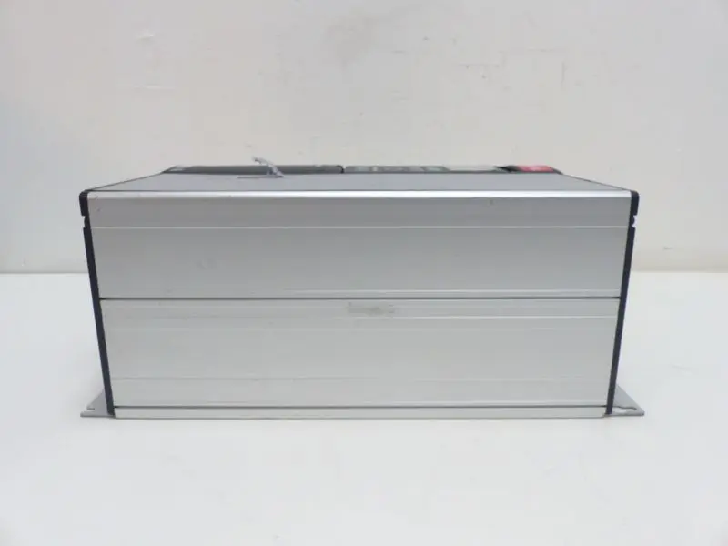 Produktfoto 1 von Danfoss VLT5005 VLT5005PT5C20STR3DLF00A00C0 175Z0143 + Keypad Tested