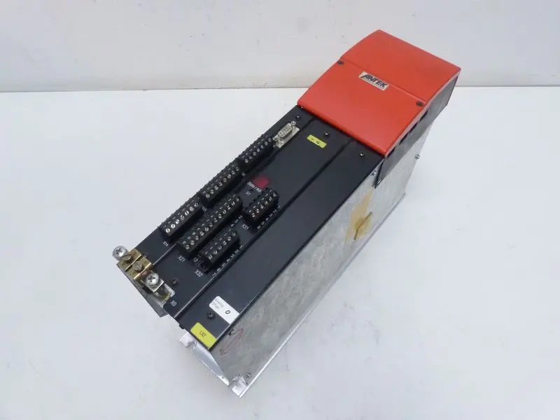 Produktfoto 1 von Antek SEW MAS51A030-503-00 8260729 30A Umrichter + E/A Modul TOP ZUSTAND