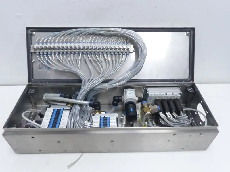 Produktfoto 1 von FESTO Rittal TYP 12 CP-E16-M12 + MS4-LR-1/4-D6-AS + CPV10-VI + FBS-SUB-9-GS-DP-B